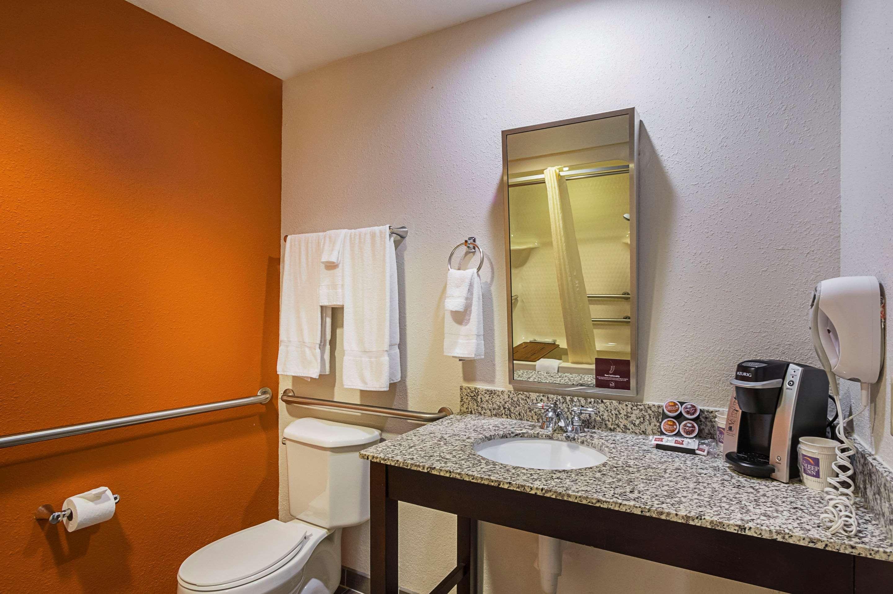 Sleep Inn & Suites Данвил Екстериор снимка