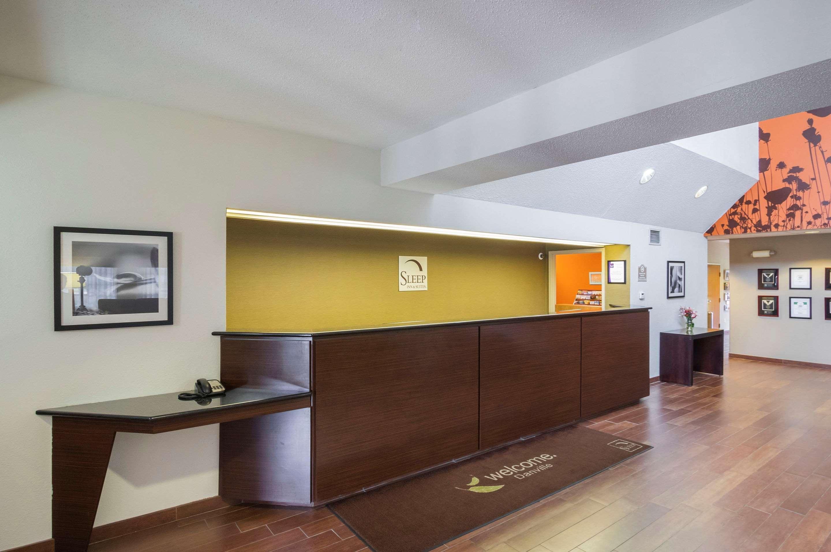 Sleep Inn & Suites Данвил Екстериор снимка